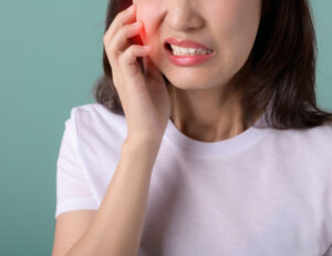 江戸川区•船堀の歯医者、中山歯科医院で歯科治療後の腫れ・痛みを軽減する自宅でのアフターケア方法を解説