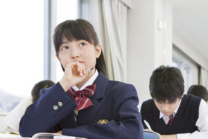 江戸川区•船堀の歯医者、中山歯科医院で、親知らずは抜くべき？抜歯の判断基準とリスクを解説